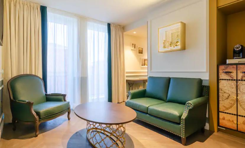 The Emerald House Lisbon - Curio Collection By Hilton Exterior photo