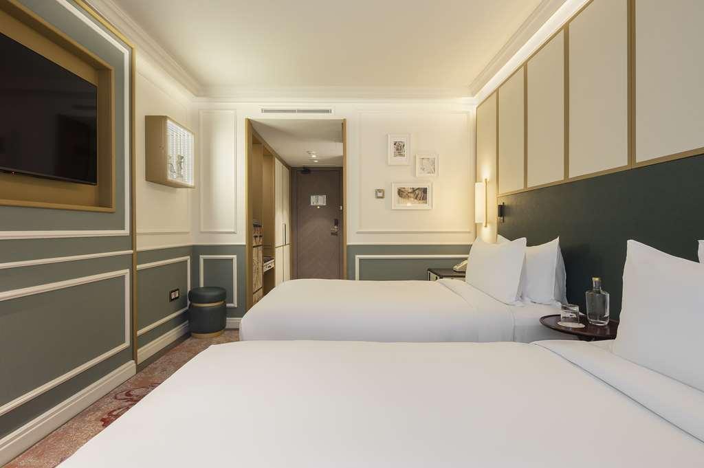 The Emerald House Lisbon - Curio Collection By Hilton Room photo