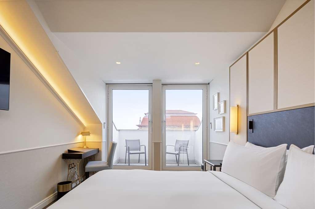 The Emerald House Lisbon - Curio Collection By Hilton Room photo