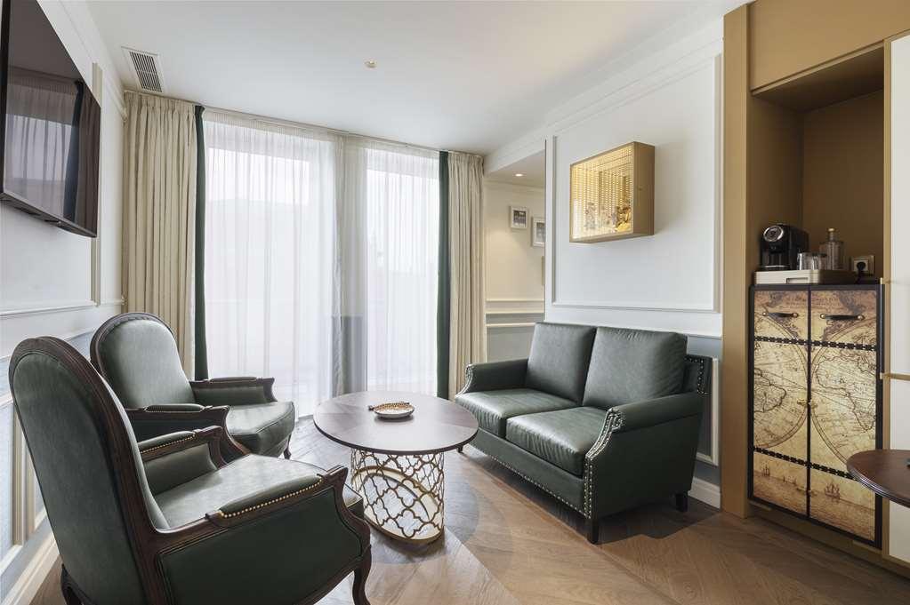 The Emerald House Lisbon - Curio Collection By Hilton Room photo
