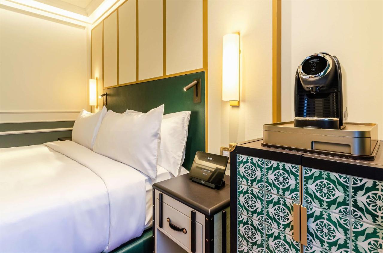 The Emerald House Lisbon - Curio Collection By Hilton Exterior photo