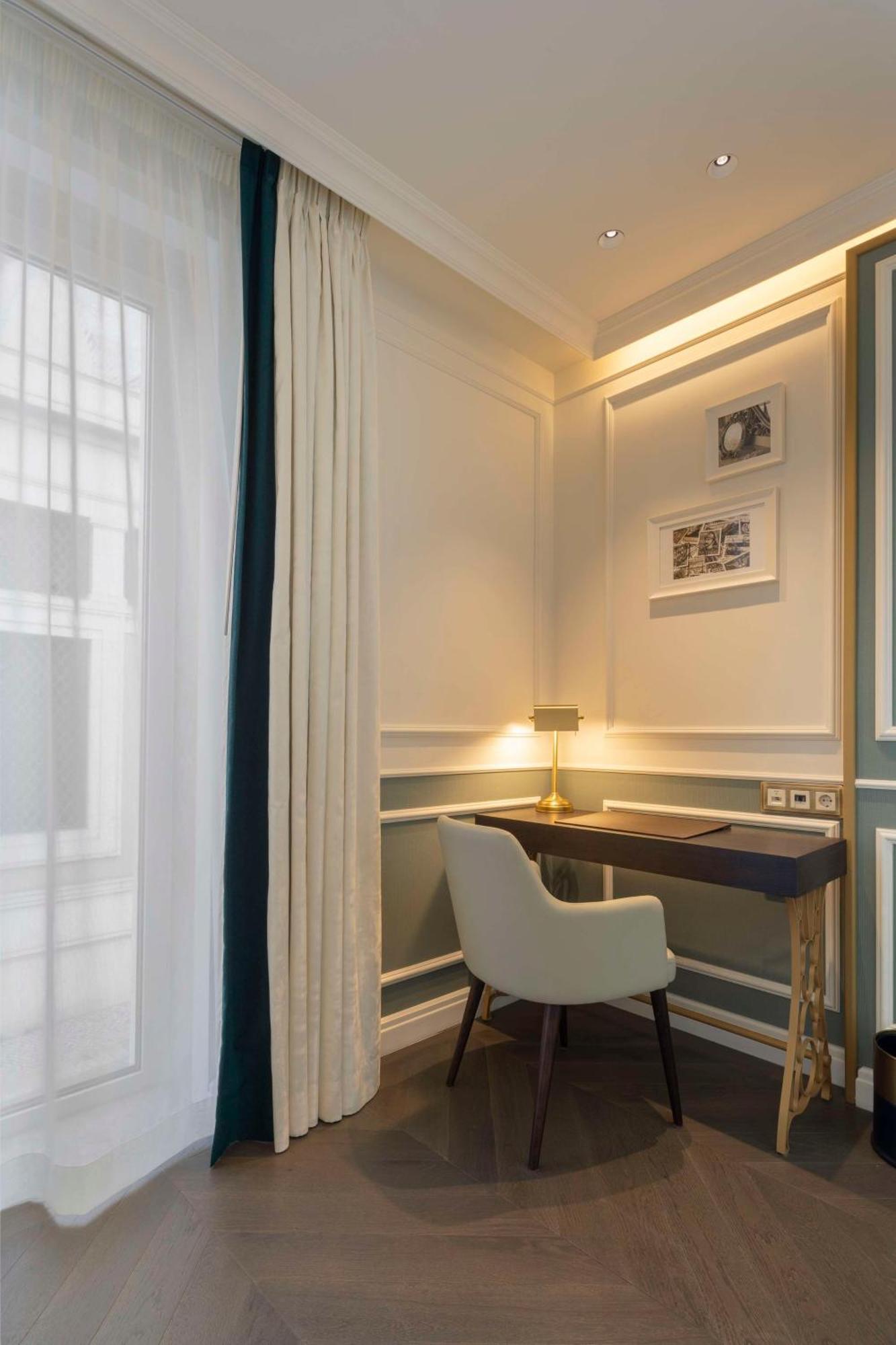 The Emerald House Lisbon - Curio Collection By Hilton Exterior photo