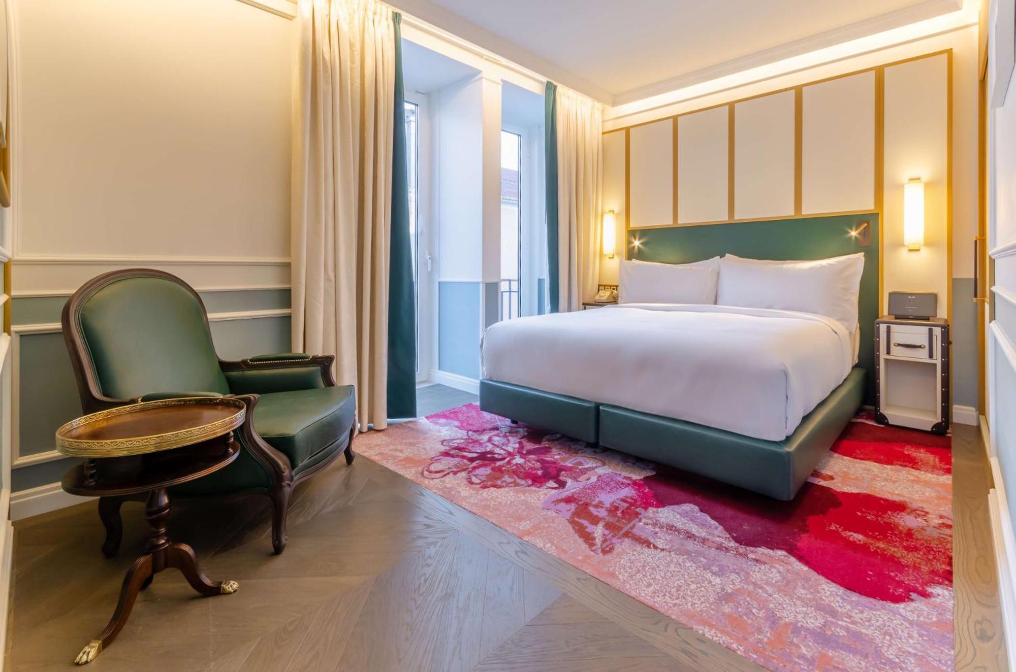 The Emerald House Lisbon - Curio Collection By Hilton Exterior photo