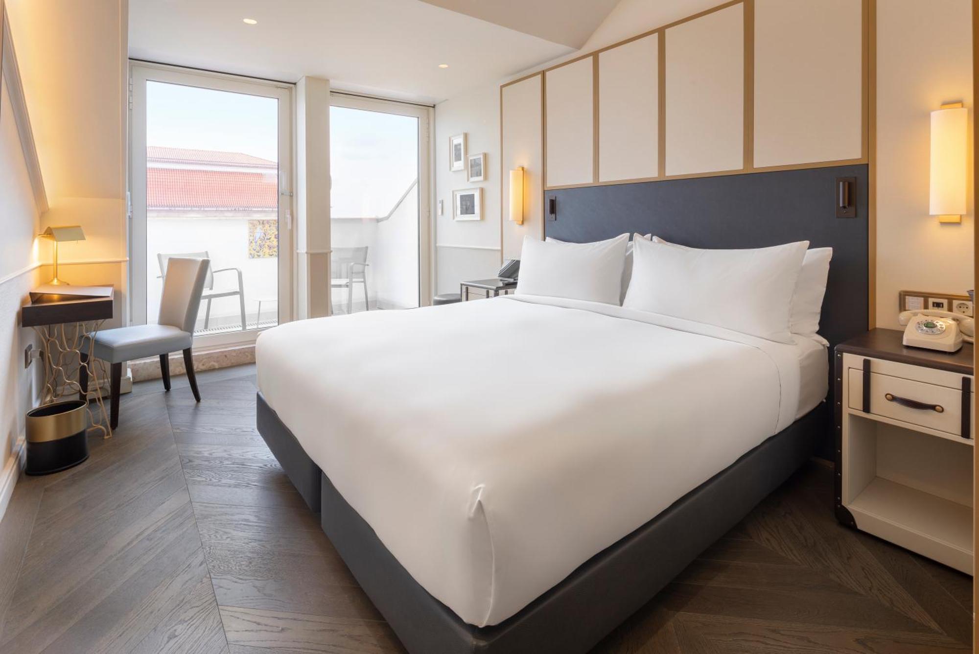 The Emerald House Lisbon - Curio Collection By Hilton Room photo